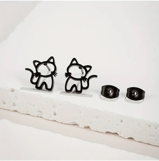Adorable Cat-Faced Hypoallergenic Stainless Steel Stud Earrings.